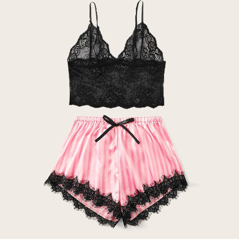 Pijama Feminino de Cetim para Verão – Conjunto com Regata de Alças em Decote V com Renda e Shorts Estampado de Corações ou Listras, Elegante e Confortável