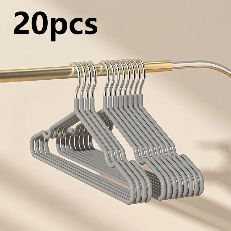 Kit com 20 Cabides de Metal Antiderrapantes para Organização do Guarda-Roupa