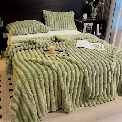 Manta Flanelada Grossa com Listras Largas – Cobertor Multifuncional para Cama, Sofá e Cochilo