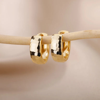 Brincos Luxuosos de Estrela para Mulheres – Argolas Minimalistas em Aço Inoxidável, Joias Y2K 2025