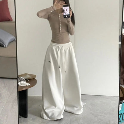 Calça Feminina Cargo Y2K Preta com Listras – Modelo Wide Leg Baggy, Estilo Coreano Streetwear Harajuku e Hip Hop Oversized