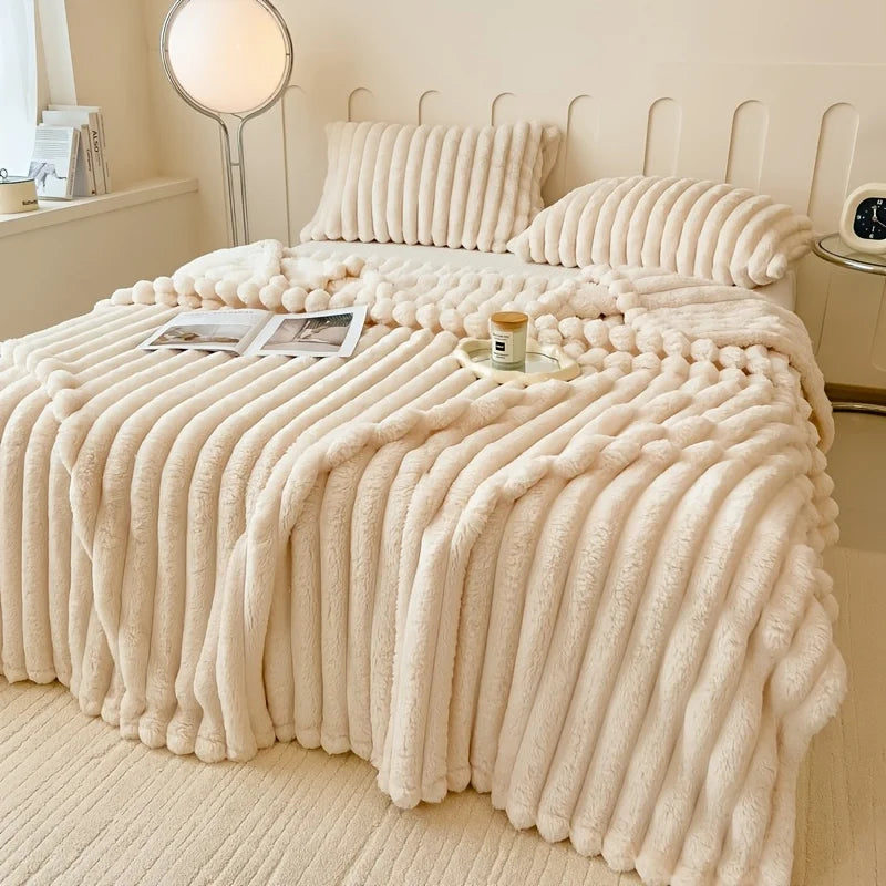Manta Flanelada Grossa com Listras Largas – Cobertor Multifuncional para Cama, Sofá e Cochilo