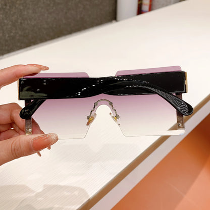 Óculos de Sol Feminino Oversized Sem Armação – Modelo Fashion Retrô com Lentes Degradê e Proteção UV