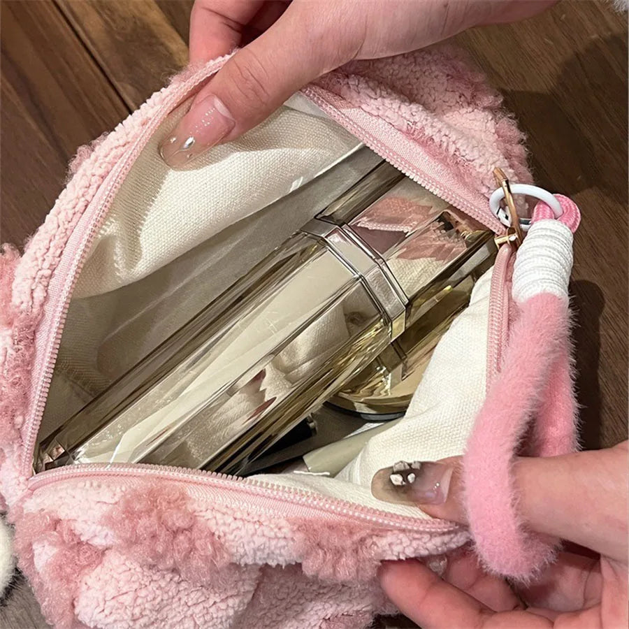 Necessaire de Pelúcia com Alça, Bolsa Organizadora de Cosméticos e Acessórios