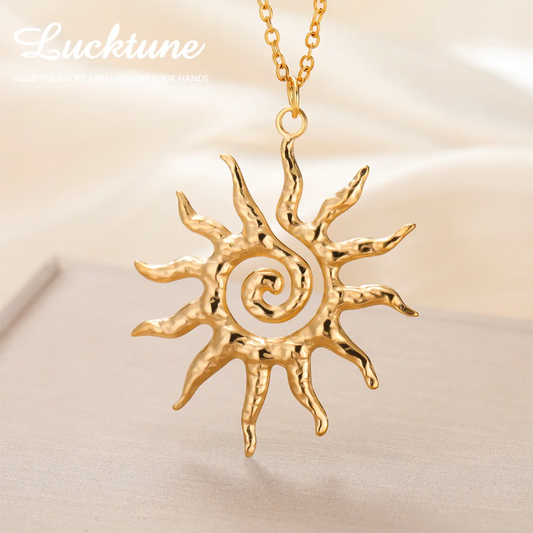 Colar Lucktune Vintage Chic com Pingente de Sol – Colar Espiral Sobrenatural em Aço Inoxidável para Mulheres