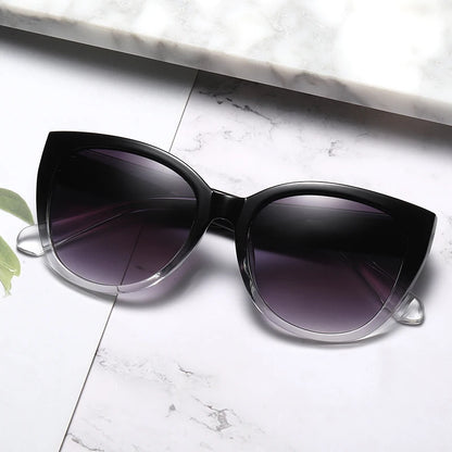 Óculos de Sol Feminino Retrô Cat Eye – Modelo Gatinho Fashion com Lentes Degradê e Proteção UV400