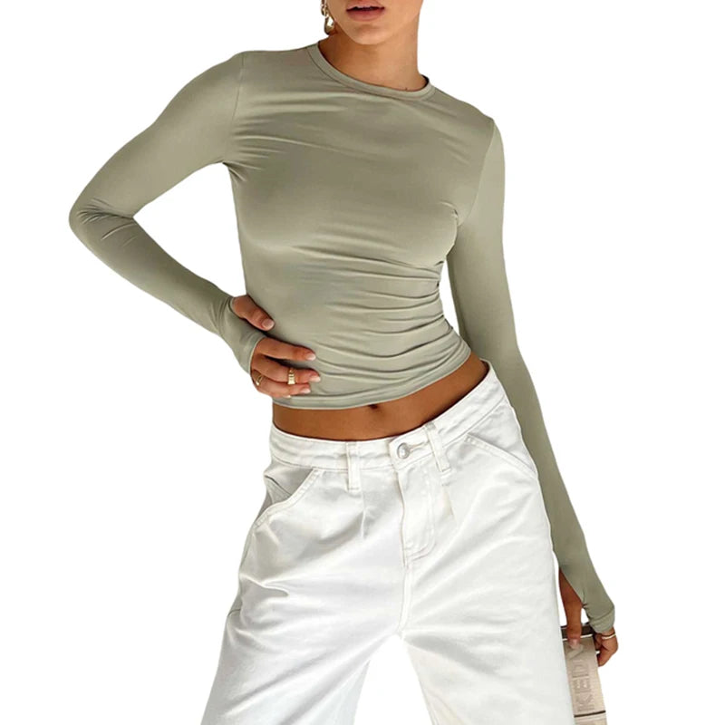 Camiseta Feminina Cropped Slim Fit – Blusa de Manga Longa com Gola Redonda, Abertura para Polegar e Estilo Streetwear Casual para o Dia a Dia