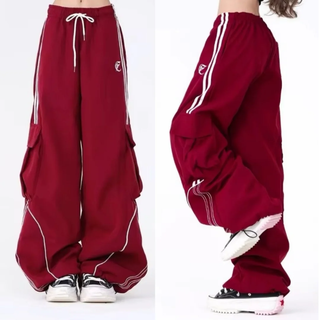 Calça Feminina Cargo Y2K Preta com Listras – Modelo Wide Leg Baggy, Estilo Coreano Streetwear Harajuku e Hip Hop Oversized