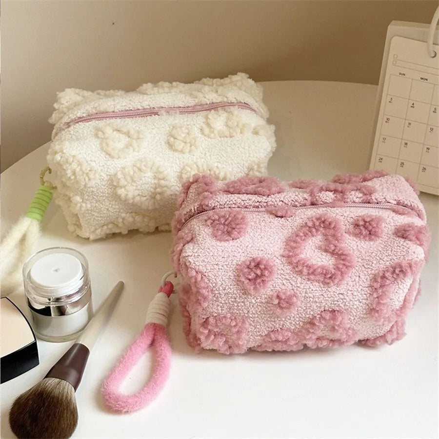 Necessaire de Pelúcia com Alça, Bolsa Organizadora de Cosméticos e Acessórios