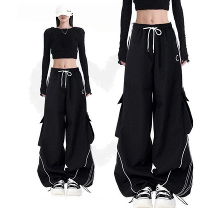 Calça Feminina Cargo Y2K Preta com Listras – Modelo Wide Leg Baggy, Estilo Coreano Streetwear Harajuku e Hip Hop Oversized