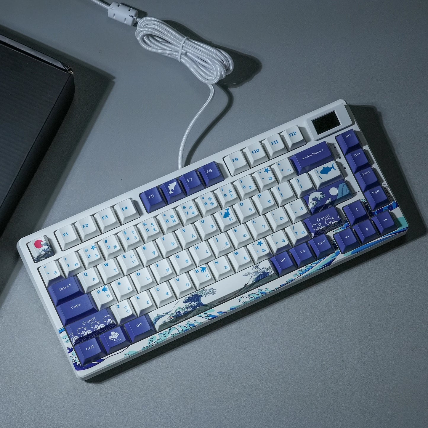 Teclado Mecânico Gamer com Tela OLED e RGB