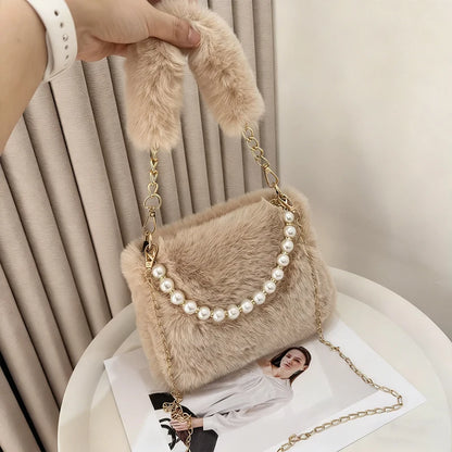 Bolsa Feminina Fashion de Pérolas e Pelo de Coelho – Bolsa Pequena Transversal com Corrente, Elegante e Versátil para o Inverno