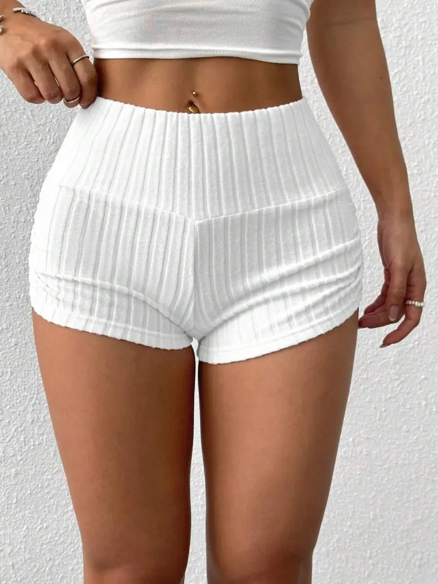 Short Feminino Canelado de Cintura Alta – Modelo Slim com Tecido Elástico para Dormir, Academia, Yoga, Fitness e Uso Casual